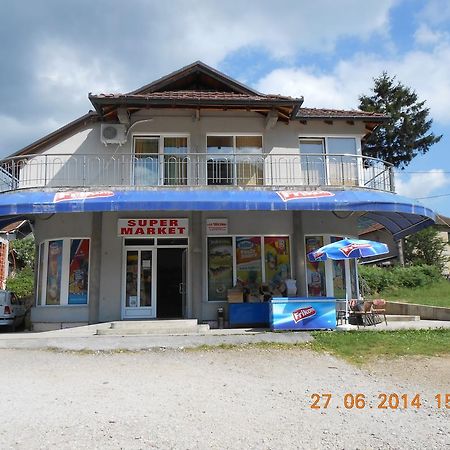 Guest House Konak Iris Predejane Zewnętrze zdjęcie