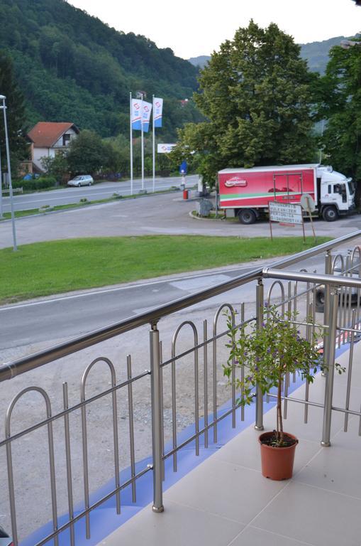 Guest House Konak Iris Predejane Pokój zdjęcie